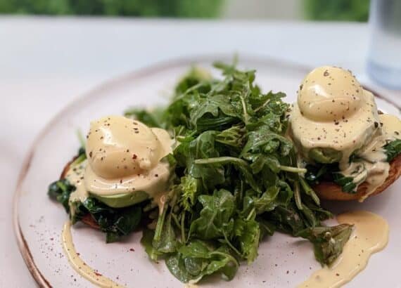 Eggs Benedict at OEB, Calgary