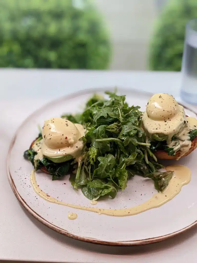 Eggs Benedict at OEB, Calgary