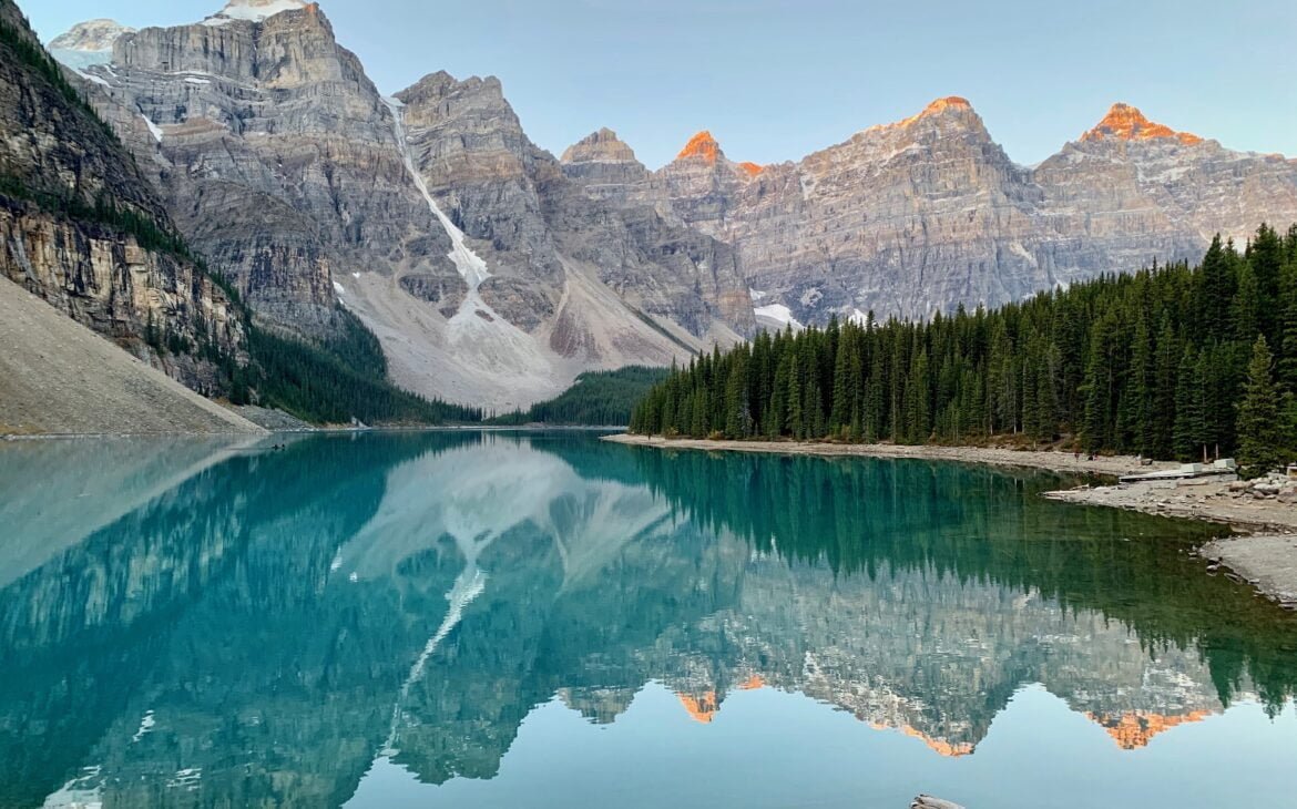 Moraine Lake, Banff National Park at sunrise