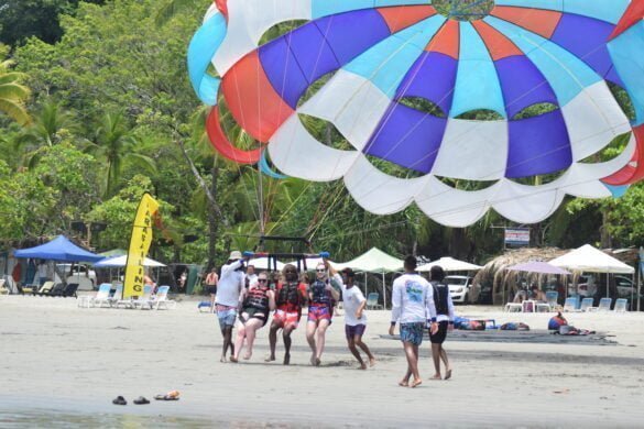 Parasailing with Aguas Azules in Manuel Antonio