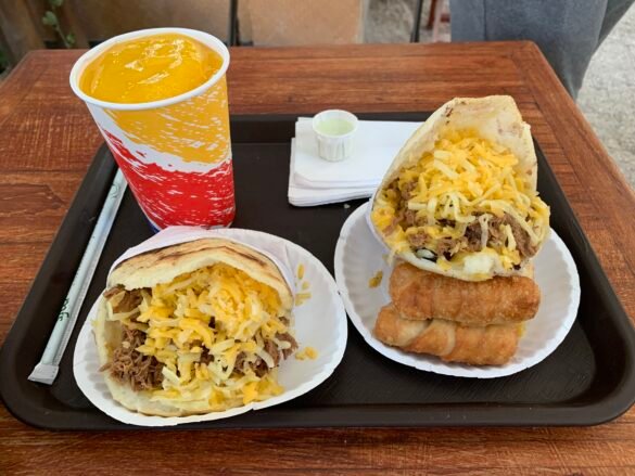 Arepas Dona Ana, el mercadito de tamarindo