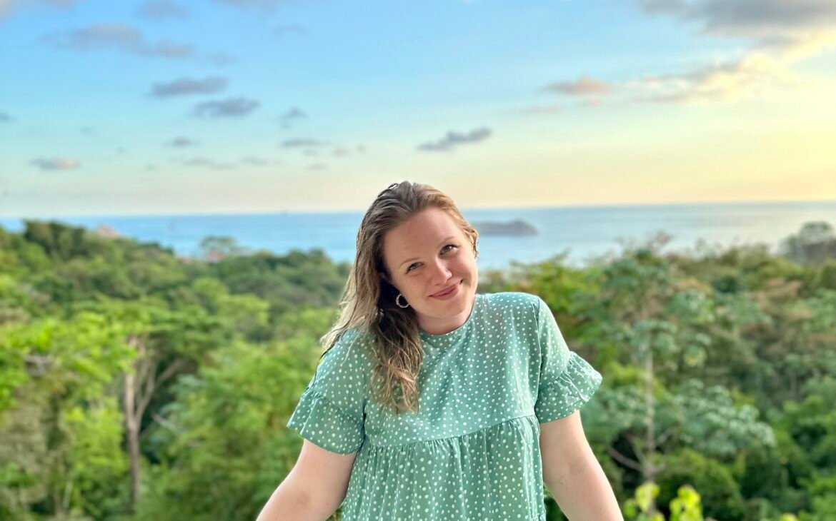 Posing for the sunset at Si Como No