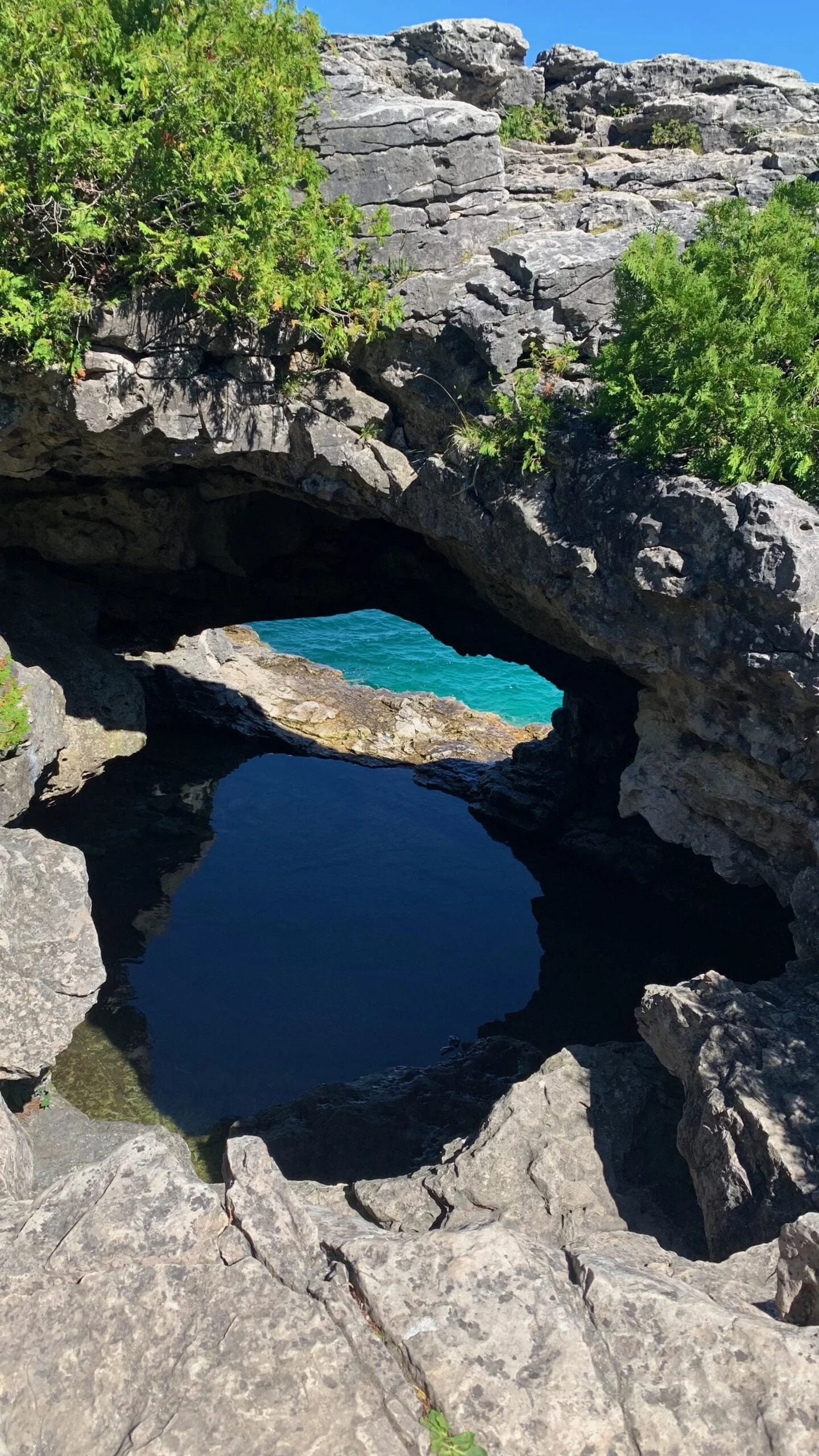 Natural Arch in Bruce Peninsula National Park