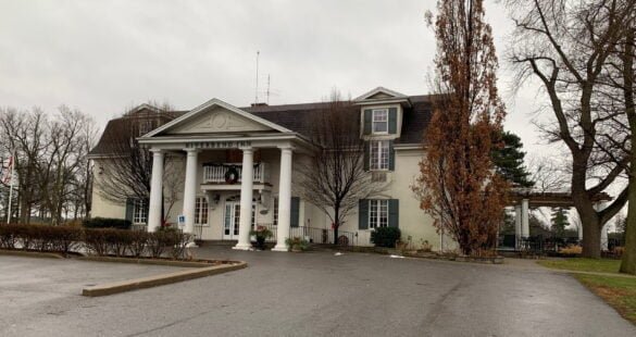 Riverbend Inn