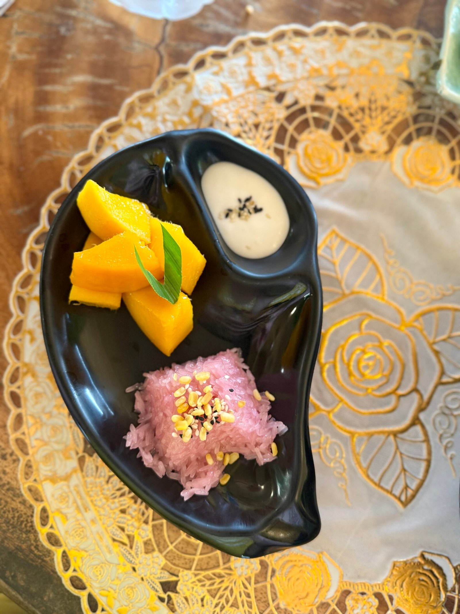 Zabb E Lee Cooking School mango sticky rice