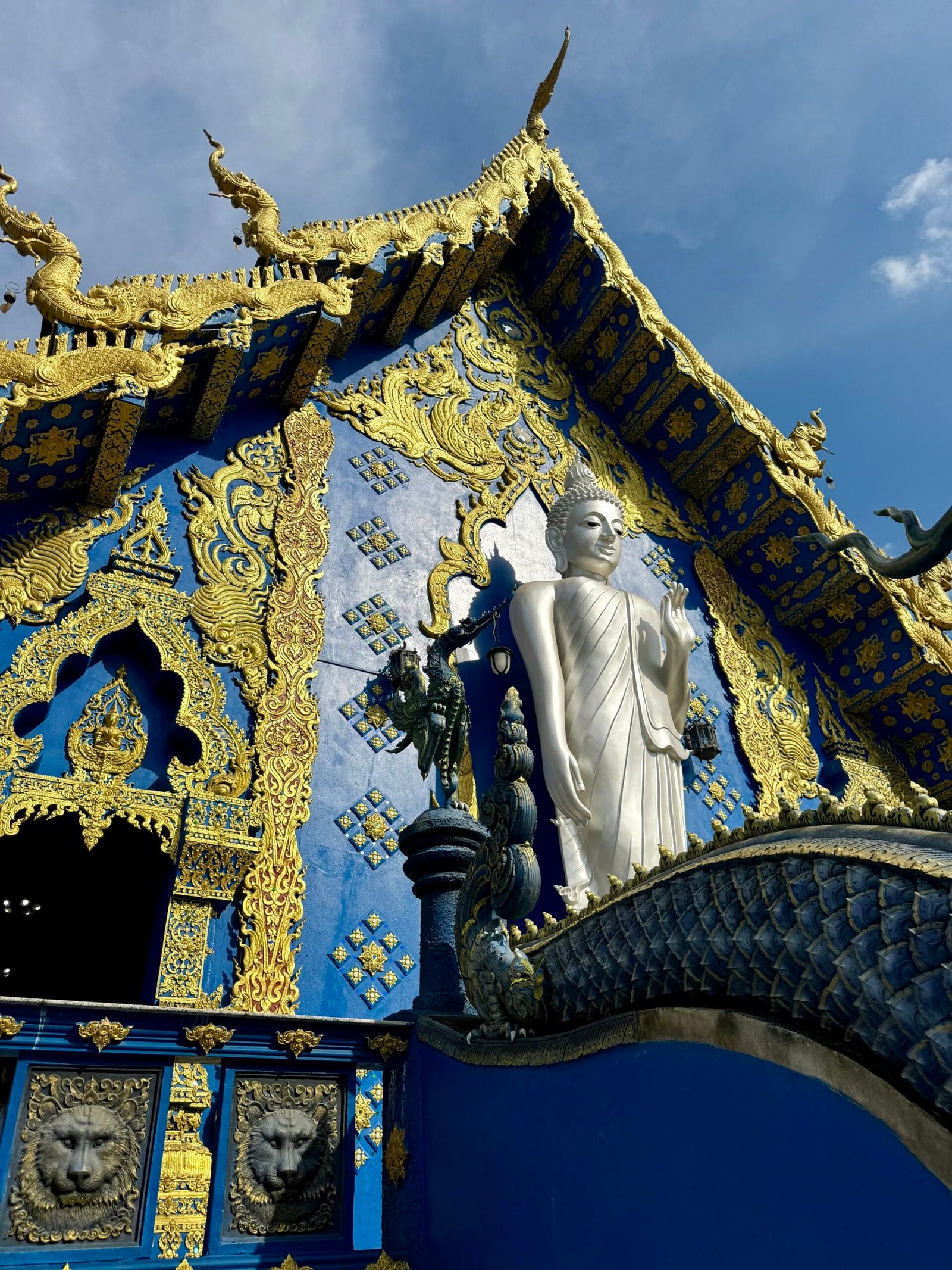 Blue Temple, Chiang Rai
