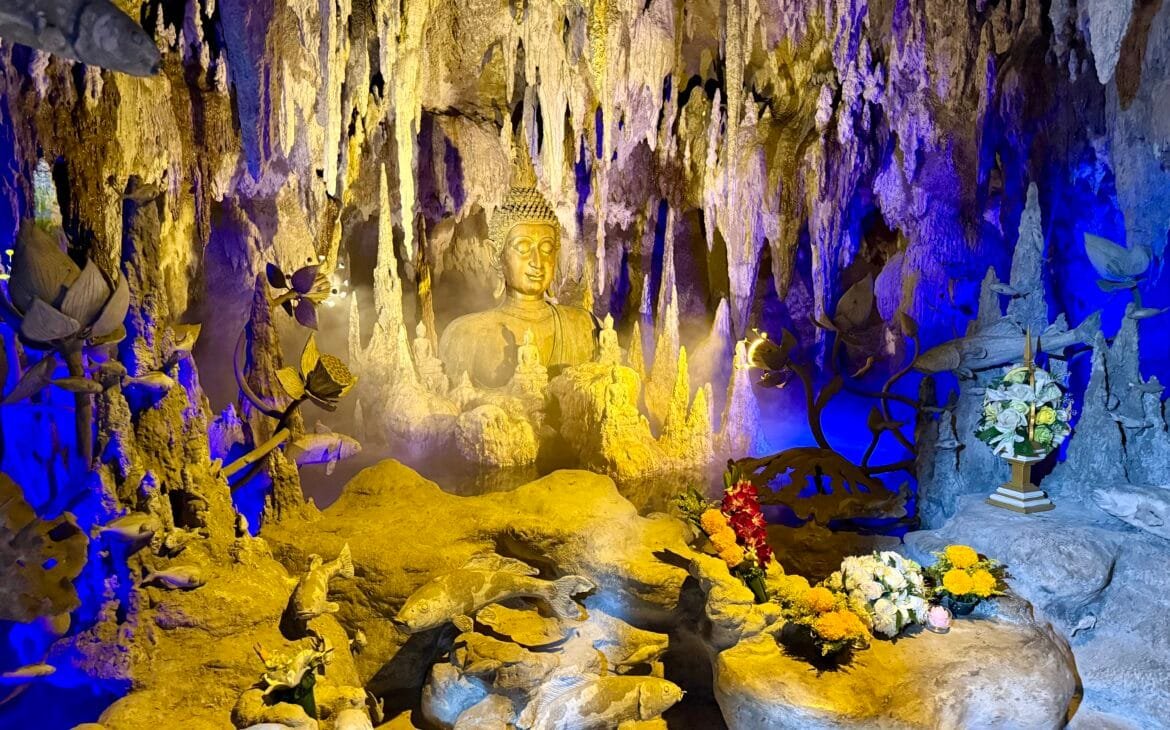 Cave of Art, Chiang rai